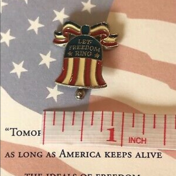 Let Freedom Ring Pin Lapel Pin Hat Pin Walt Disney Company VoluntEAR Pin - Picture 2 of 5